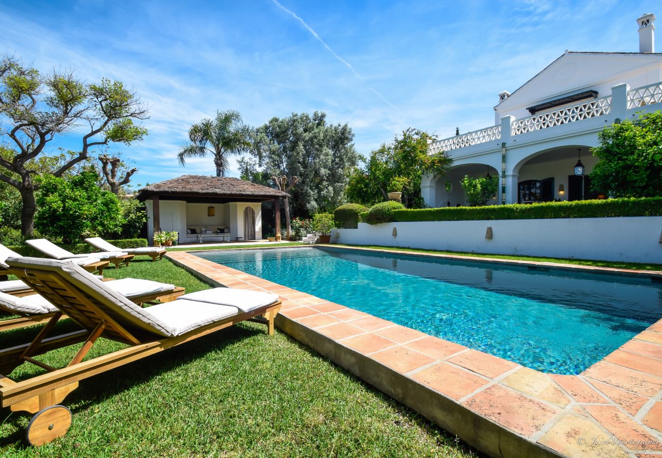 Villa in Marbella - 20000 - GREAT VILLA  IN COLONIAL STYLE