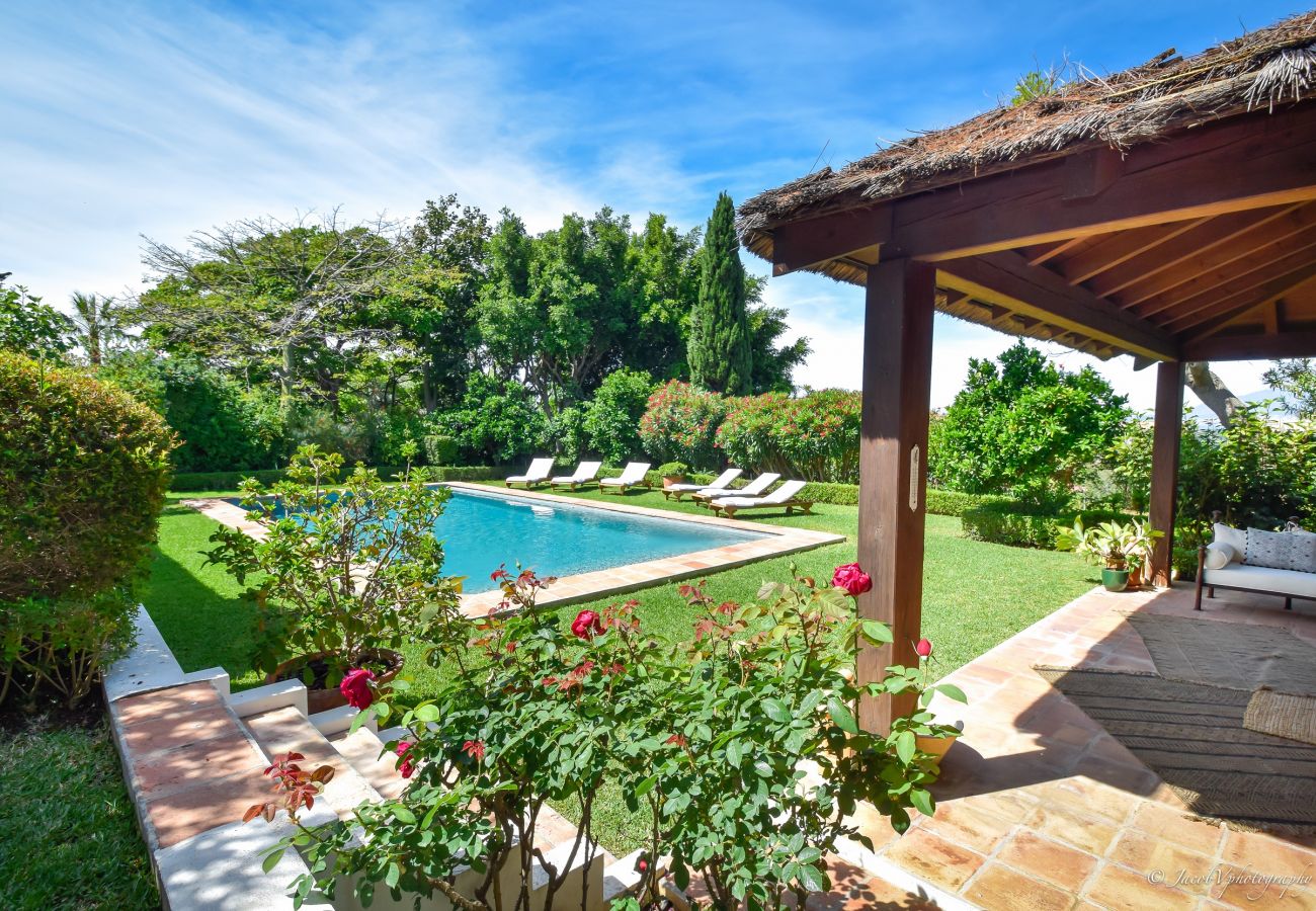 Villa in Marbella - 20000 - GREAT VILLA  IN COLONIAL STYLE