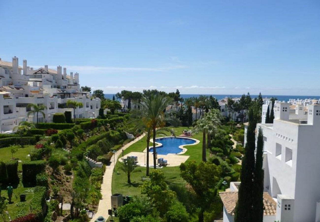 Apartment in Marbella - WONDERFUL PENTHOUSE BY LOS MONTEROS BEACH