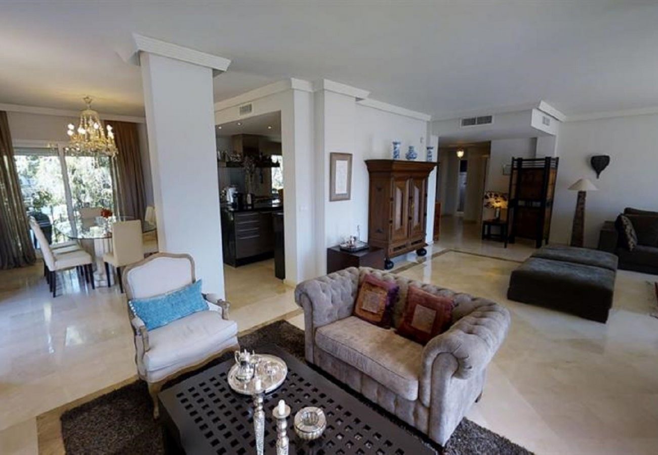 Apartment in Marbella - WONDERFUL PENTHOUSE BY LOS MONTEROS BEACH