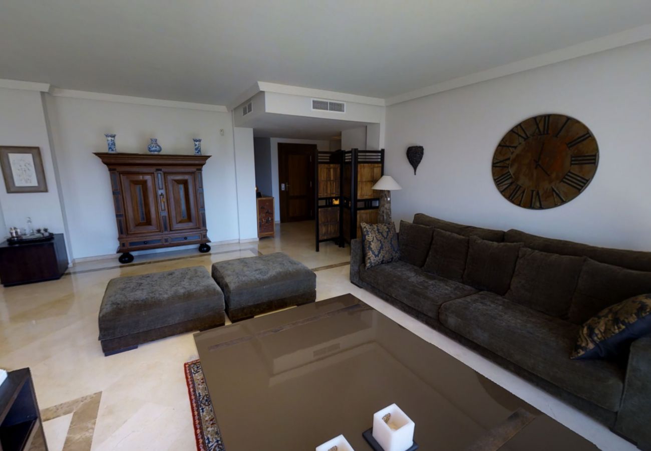 Apartment in Marbella - WONDERFUL PENTHOUSE BY LOS MONTEROS BEACH