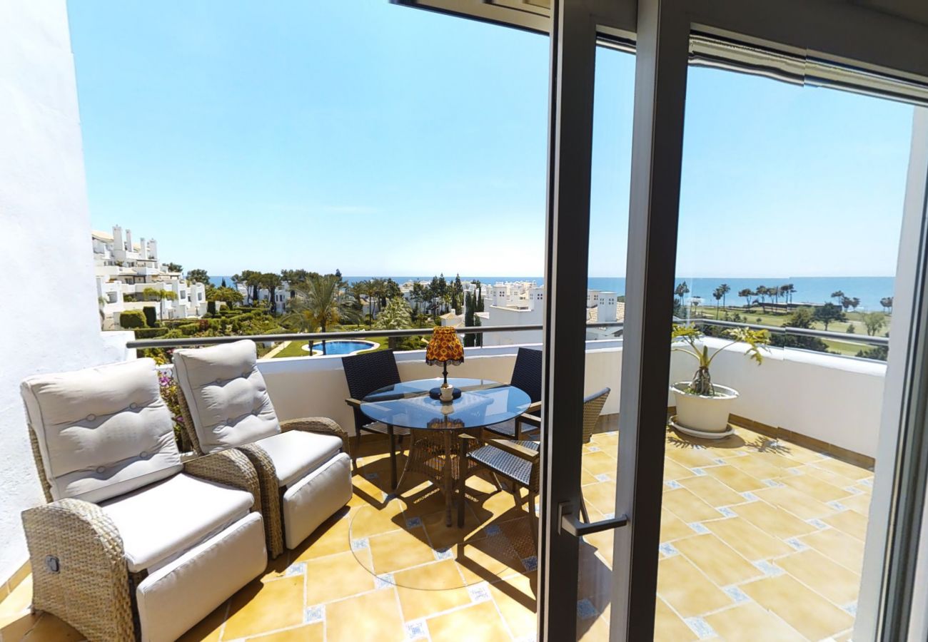 Apartment in Marbella - WONDERFUL PENTHOUSE BY LOS MONTEROS BEACH