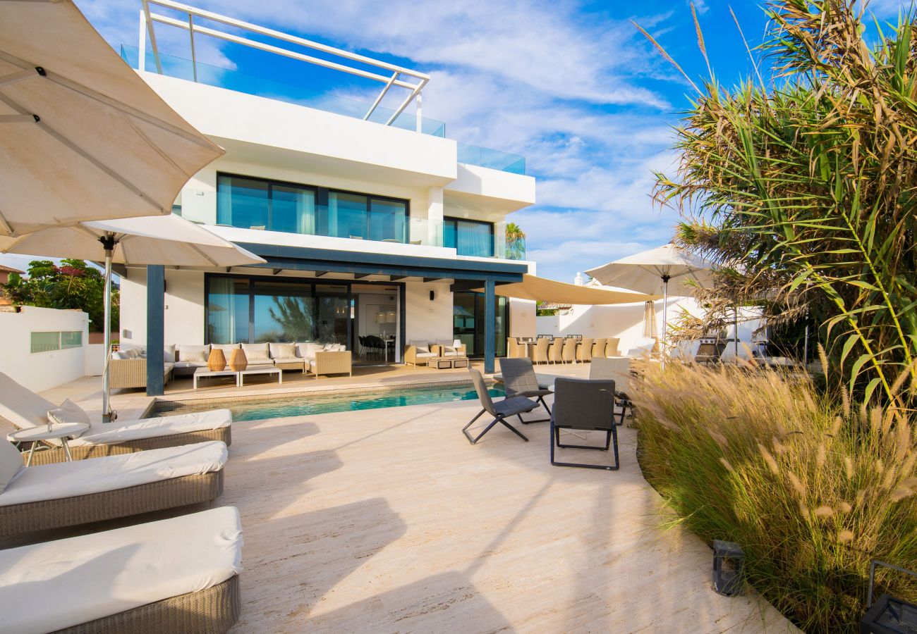 Villa in Marbella - 21220 - BREATH TAKING FRONT LINE BEACH VILLA