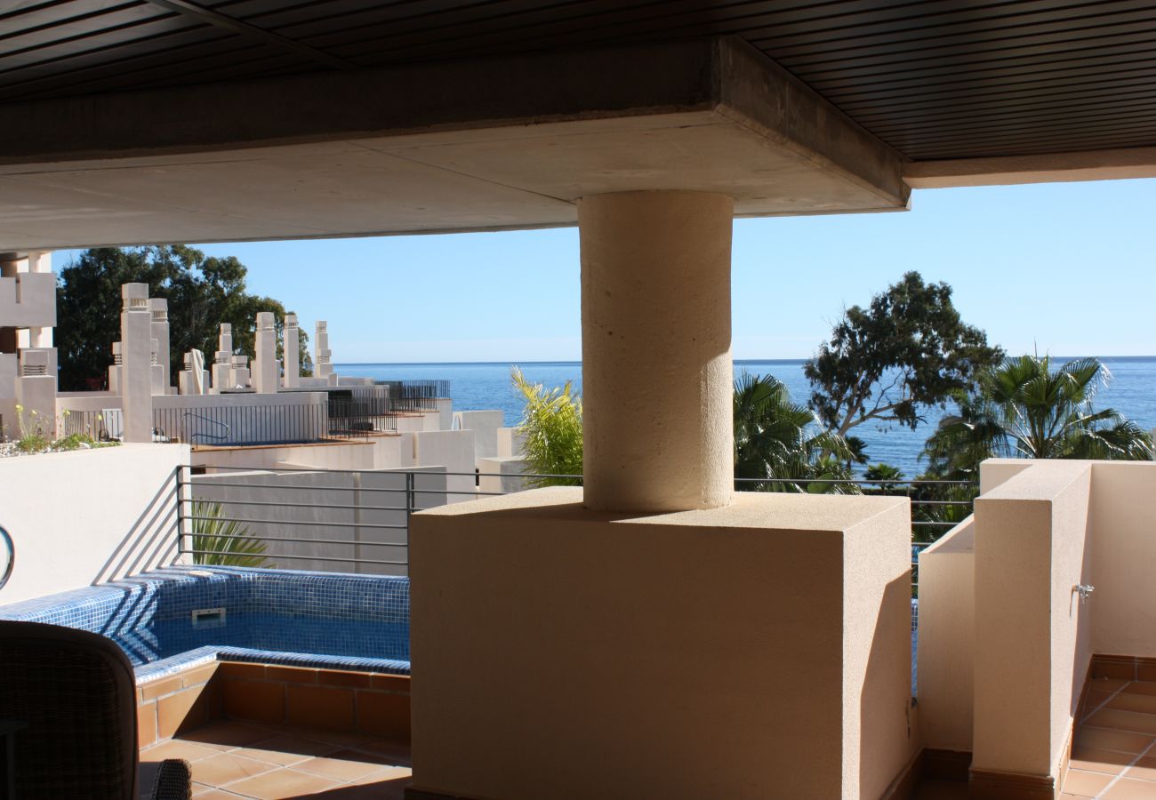 Apartment in Estepona - 125