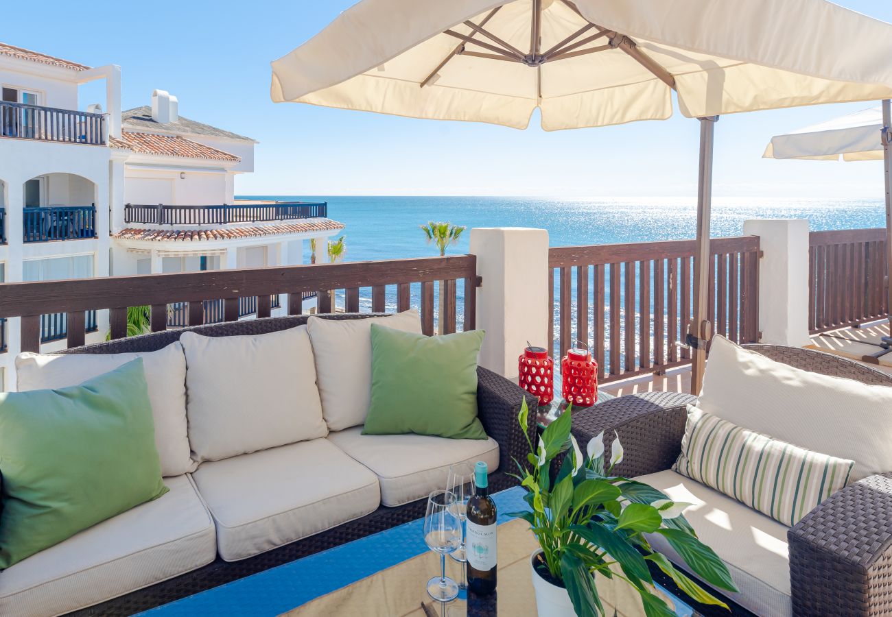 Apartment in Marbella - 21052 - HEAVENLY VIEWS FROM FRONTLINE PENTHOUSE