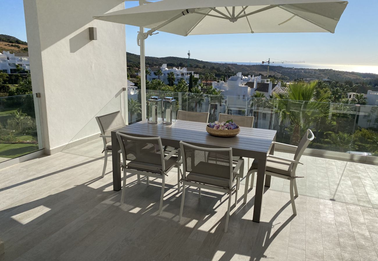 Apartment in Casares - AL-1214 3 BEDROOM APARTMENT ALCAZABA LAGOON