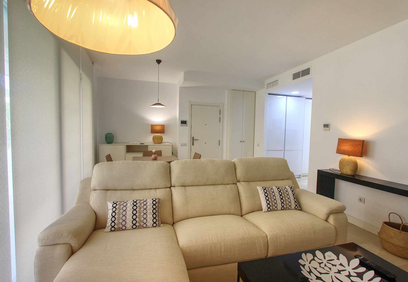 Apartment in Marbella - Elegant Apartment Steps from the Beach Promenade