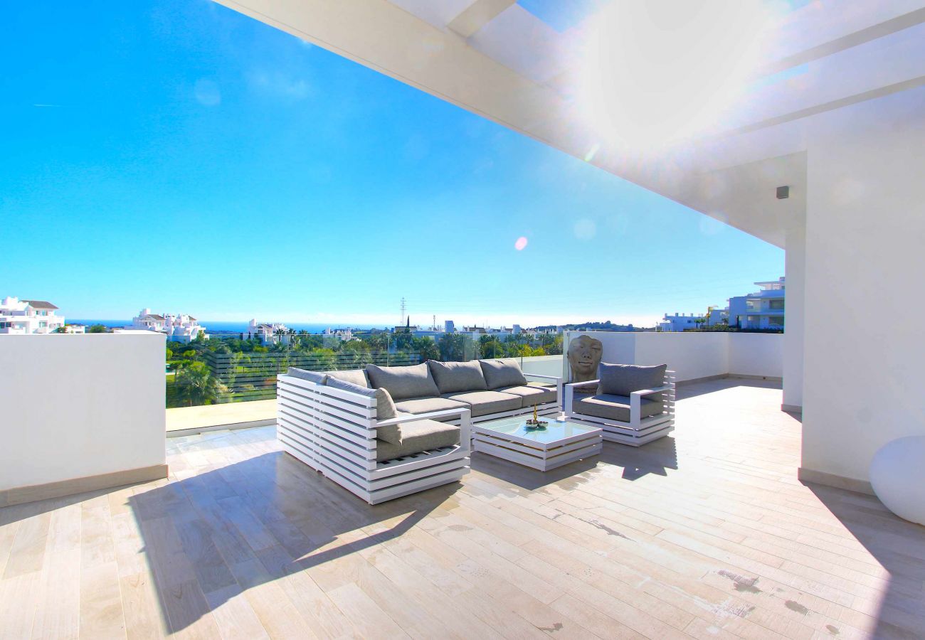 Apartment in Estepona - 2288 Luxury Penthouse with Private Rooftop Pool