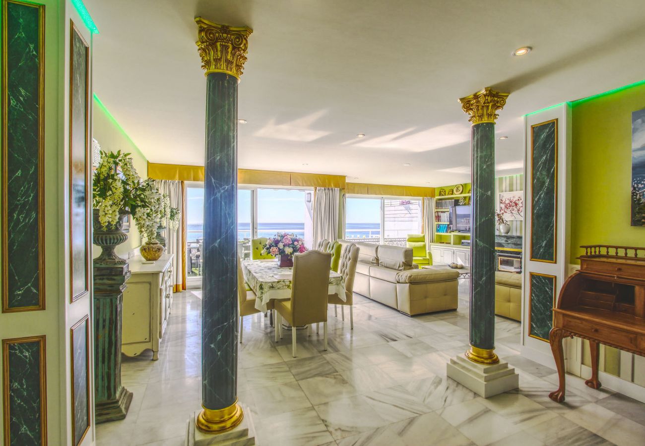 Apartment in Marbella - Stunning Duplex Penthouse with Panoramic Sea Views