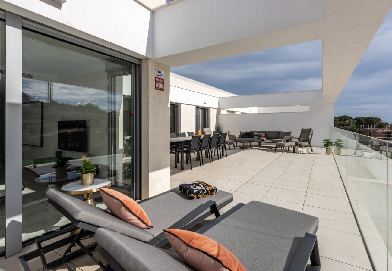 Apartment in Marbella - New 3-bedrooms penthouse Elviria Marbella