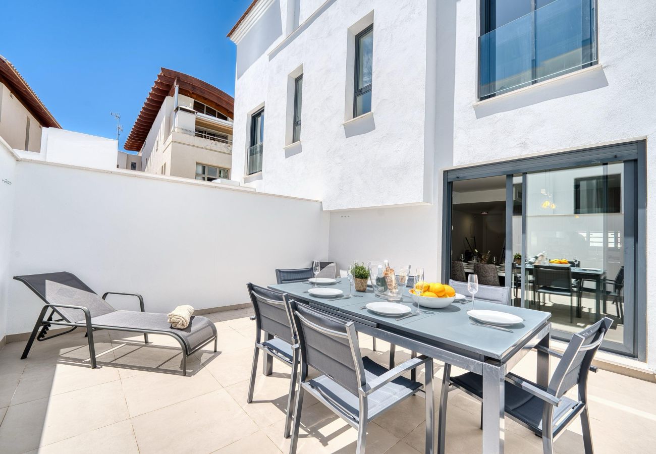 Townhouse in Estepona - Modern  Townhouse Old Town Cancelada Estepona 